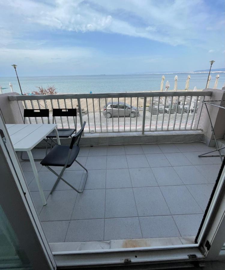 Peraía Breeze Apartments מראה חיצוני תמונה